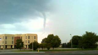 preview picture of video 'Funnel Cloud in Morton, IL on July 19, 2011 5:51 PM'