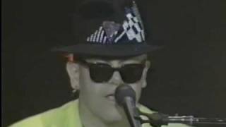 Elton John - Kiss the Bride - Live in Verona 1989