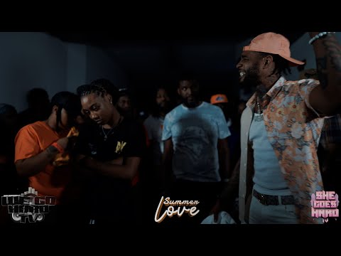 Awthentic vs Aeon Moore