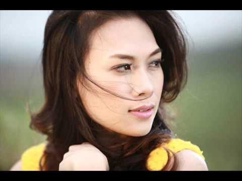 Thể hiện bởi Mỹ Tâm
