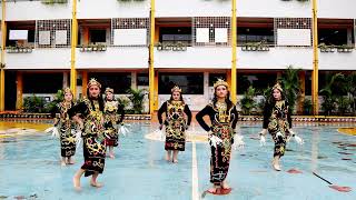 Download lagu Tari Uyan Ngadan – Tarian Persembahan Dayak Kalimantan | Tim Tari SMP Avicenna Jagakarsa mp3 Download lagu Tari Uyan Ngadan – Tarian Persembahan Dayak Kalimantan | Tim Tari SMP Avicenna Jagakarsa mp3