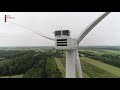 Monteurs abseilen van windmolen Vianen als oefening voor noodsituatie [RTV Utrecht]