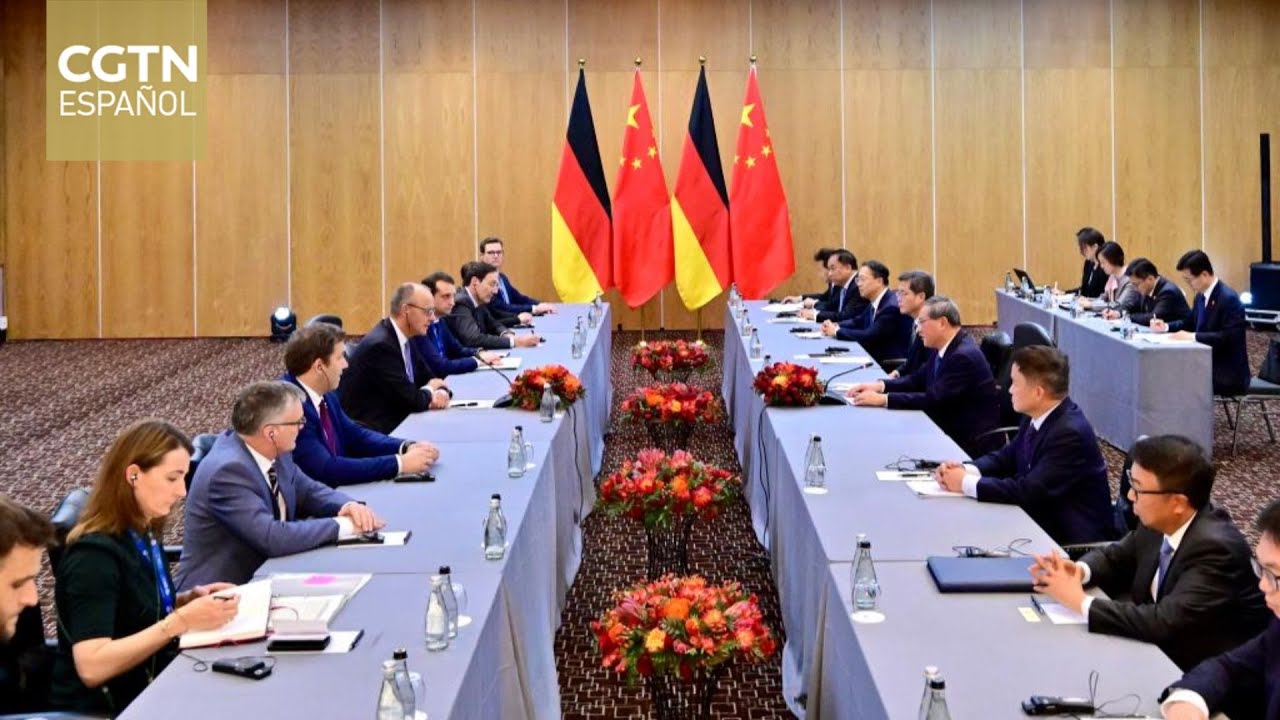 Li Qiang insta a China y Alemania a reforzar diálogo y abordar adecuadamente preocupaciones mutuas