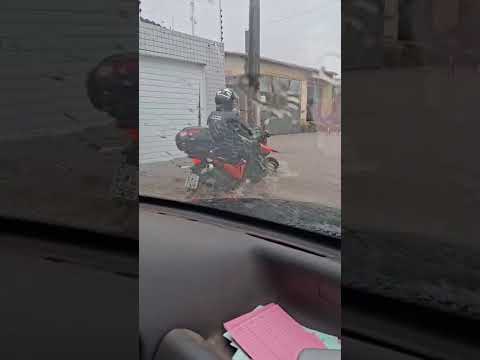 Muita Chuva em Rio Real na Bahia