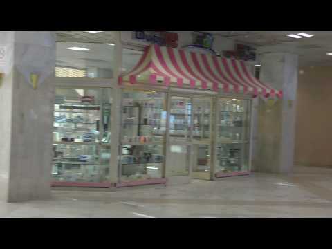 Deaprtures Lounge, lojas Duty Free e snack-bar no Aeroporto Internacional de Aswan