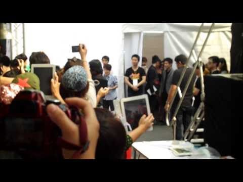 [130203] 2PM arrive at Tao Kae Noi press conferrence