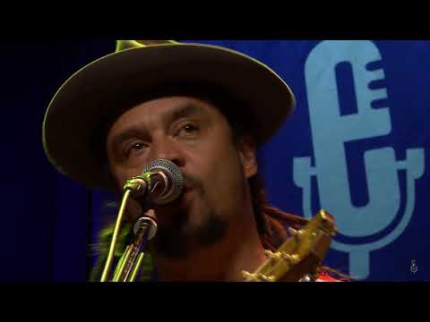 Michael Franti - Say Hey (Live on eTown)