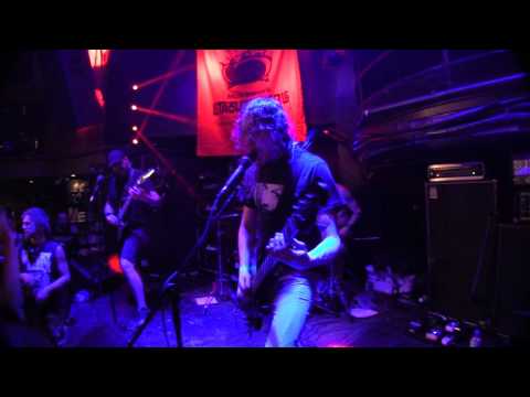 EARSLAUGHTER VOL.1 - DIE CHOKING "Non-Yielder" live @ Katacombes, Montreal - 4/06/2016
