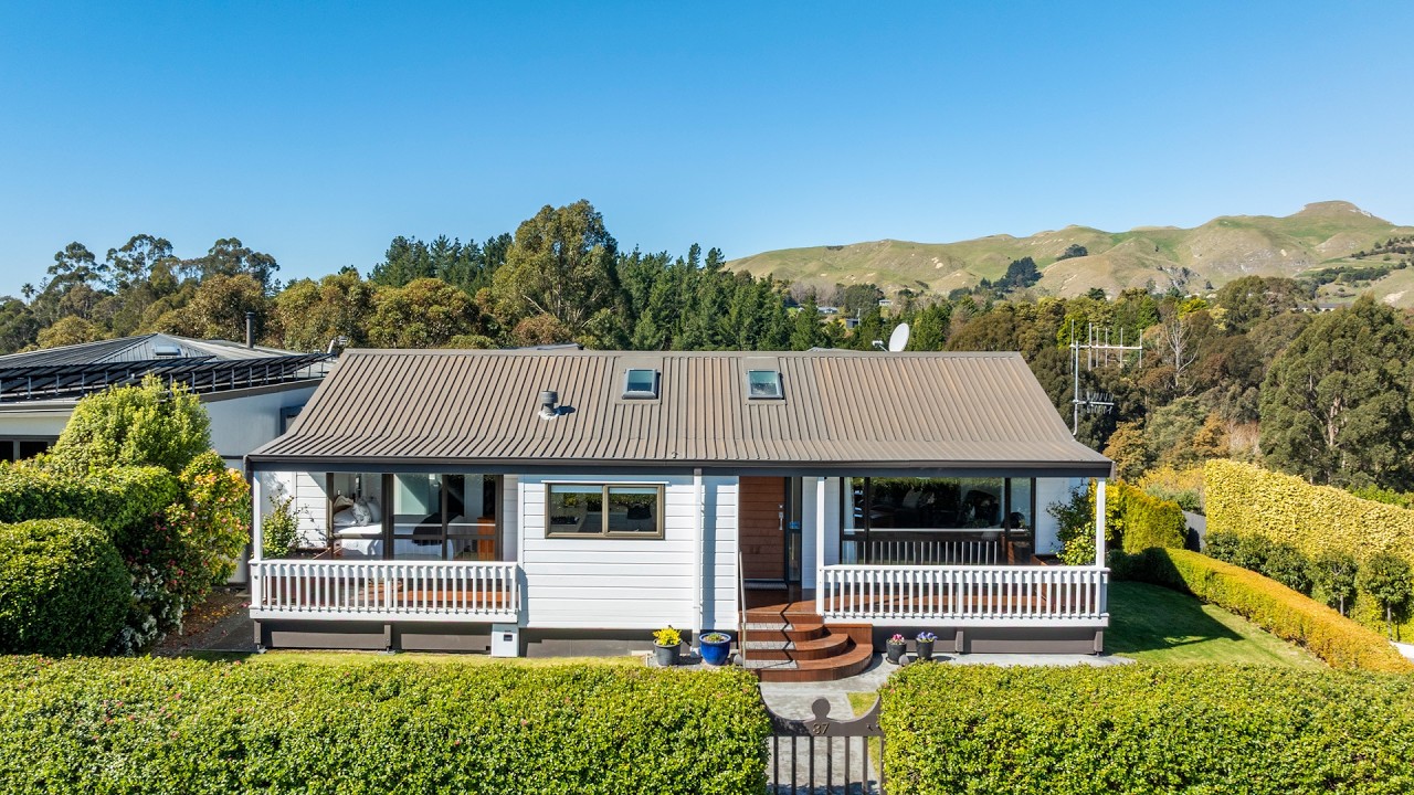 Elevated Living. Exceptional Views.