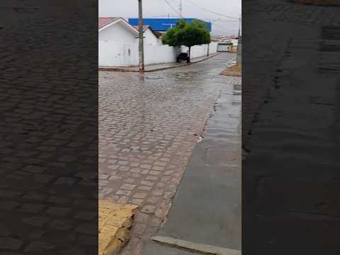 a chuva chegando no sertão na cidade de terra nova Pernambuco data 20 de novembro 2025