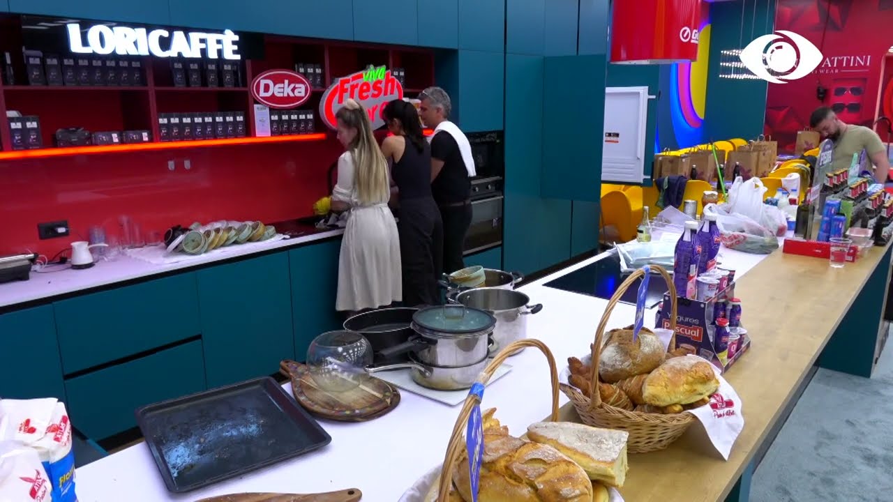 Çfarë i kam bërë që kërkon të dal unë/ Olta për