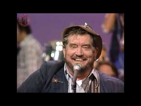 The Lord Made A Hobo Out Of Me - Boxcar Willie