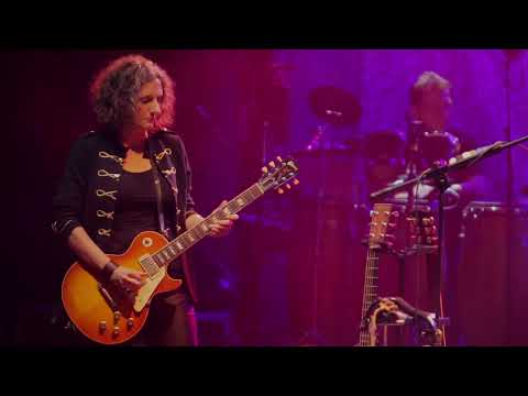 Magda 'MAGIC' Piskorczyk, guest: Ola SIemieniuk - Nie będę grzeczną dziewczynką [Jubilee concert]