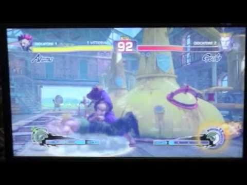 SSFIV @ Romics 2010 - Shirl(Akuma) VS Greldon(Guile)