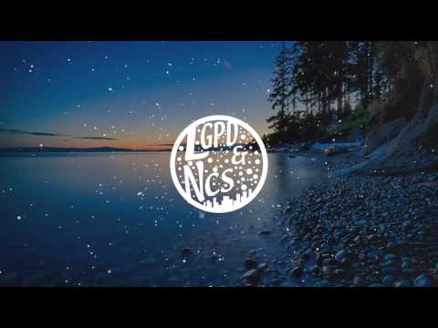 MC Novin e MC Lan - Beijou na Boca da Novinha [Bass Boost]