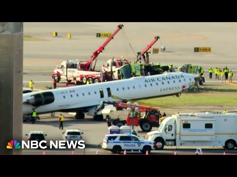 Air Canada plane removed from LaGuardia runway