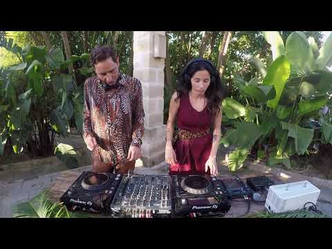 𝕌𝕟𝕕𝕖𝕣𝕤𝕡𝕣𝕖𝕔𝕙𝕖 𝔻𝕁 𝕊𝕖𝕥 + 𝕃𝕚𝕧𝕖 𝕊𝕙𝕠𝕨 (ℍ𝕚𝕘𝕙 ℕ𝕠𝕥𝕖 ℝ𝕒𝕕𝕚𝕠 𝔼𝕩𝕥𝕖𝕟𝕕𝕖𝕕 𝕍𝕖𝕣𝕤𝕚𝕠𝕟)