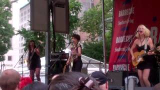 Those Darlins-hives @big apple bbq New York City 6 12 2011 (trimmed)