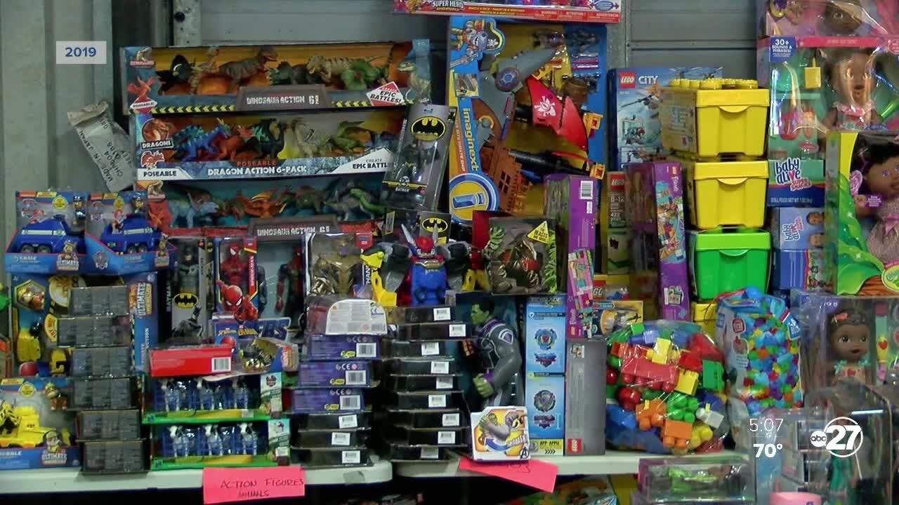 Catholic Charities Christmas Connection looking for volunteers and donations this holiday season