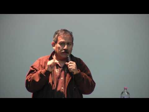 Hernando Calvo Spina "giornalista colombiano" (in spagnolo)