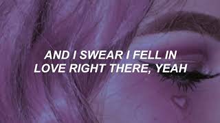 Chase Atlantic - Cassie (Lyrics)