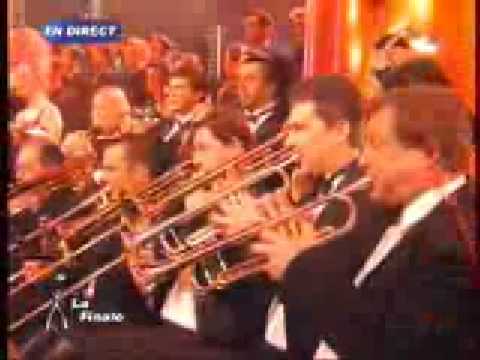 Lucie Bernardoni & Michel Sardou - Je vais t'aimer