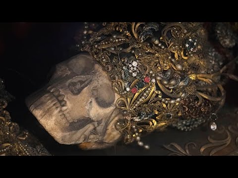 Video Thumbnail: Vergoldete Tote: Deutschlands unheimliche Katakombenheilige