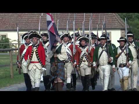 Zeitreise in 18. Jahrhundert 2022 auf Schloss Fasanerie - Abschluss Parade der Truppen