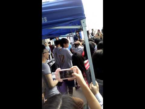 官恩娜 Ella Koon- Warner Play Music Live | March 2014