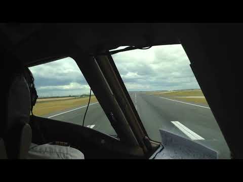 BOEING 777 Stunning LANDING PARIS Airport FRANCE RWY26L | Cockpit view | Life Of An Airline Pilot