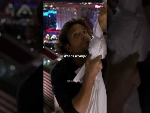 jus 'hanging' around 😜|The Hangover Part III #thehangover #hangover #bradleycooper #zachgalifianakis