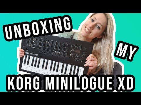 UNBOXING MY FIRST SYNTH: The Analog Korg Minilogue XD | Short Overview and Play Through 2020