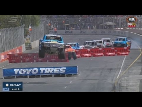 2015 Stadium Super Trucks - Adelaide - Race 1