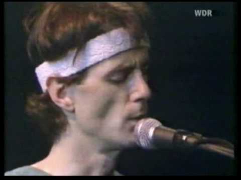 Peter Hammill - "Forsaken Gardens" - beautiful live version Switzerland (1973)
