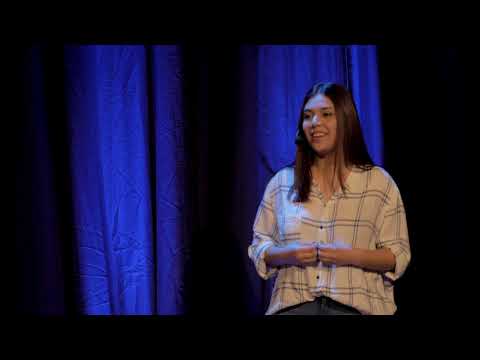 Sí, hay vida fuera del celular | Paz Zurita | TEDxCordobaSalon