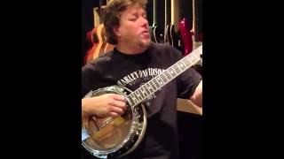 Gilbert Donovan sings The Cattle Call