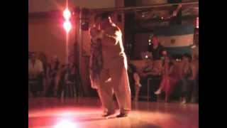 Sergio Natario y Alejandra Arrue - Tango Rodolfo 2012.mpg