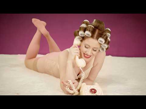 Retropop - Poijjaat valmiina? (Official Music Video)