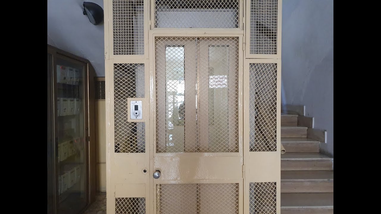 Epic Caged 1960's Paravia Traction Elevator@Via G.F.Gonzaga 8, Battipaglia, Italy