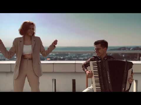 Austėja Guiskytė - Vėjas man pasake ( accordion&vocal cover)