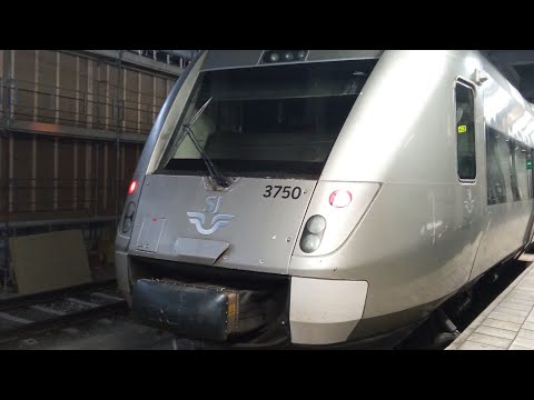 Tågjulkalendern Avsnitt 19 fjärde advent. Tågluffar med Sj-3000 från Stockholm C till Gävle.