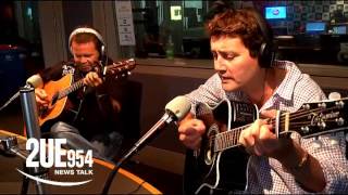 2UE Video: Troy Cassar-Daley & Adam Harvey perform a Johnny Cash classic for Dicko & Sarah