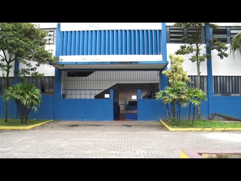 Após sete meses, aulas são retomadas em Cachoeiras, mas pais temem nova greve