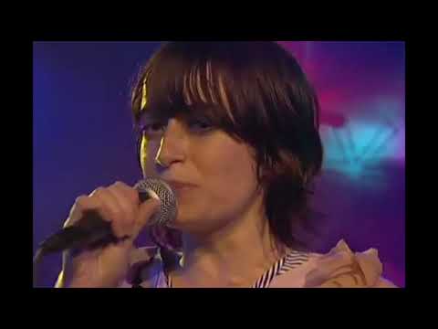 Life without buildings – Let's Get Out (live)