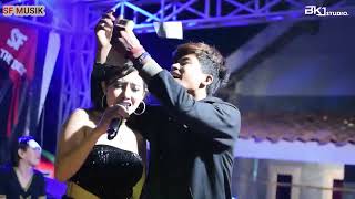 Download lagu Tia oyoy-Cinta sampai mati-SF musik is the best mp3 Download lagu Tia oyoy-Cinta sampai mati-SF musik is the best mp3