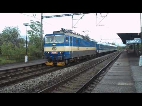 Odjezd vlaku Os 7009 (ČD 363.108) ve výlukovém řazení - Jirkov zastávka, 2. 6. 2013