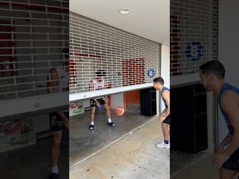 A quien le ganarías en este juego? #truebuckets #epicstreetball #basketball #hooping