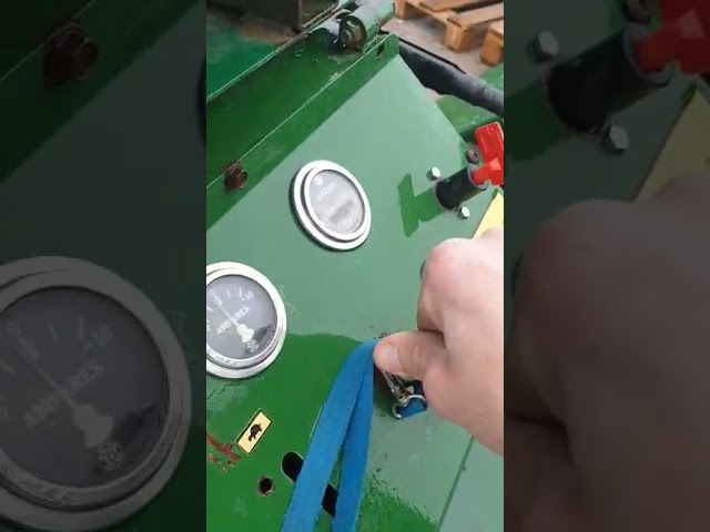 711543 Riding lawnmower Ransomes