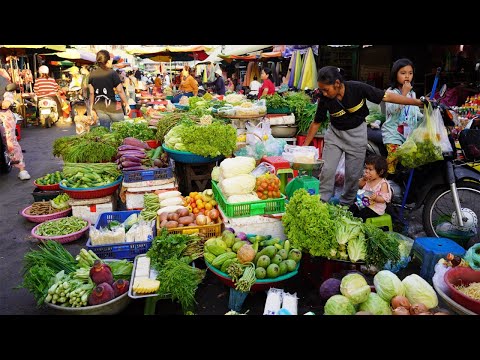 Evening Street Market in Chbar Ampov - Cow Belly, Grill Ducks, Vegetable, Fish, Seafood & More