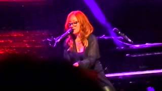 Tori Amos - Fire On The Side